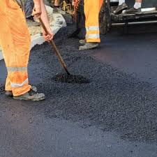 Best Driveway Overlay Services  in Tokeneke, CT